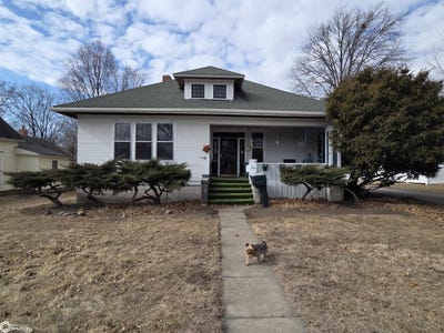 /international/us/910-n-sycamore-street-n-creston-ia-110105696967/