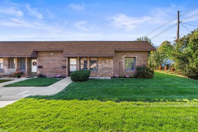 /international/us/22731-garfield-street-saint-clair-shores-mi-110120135843/