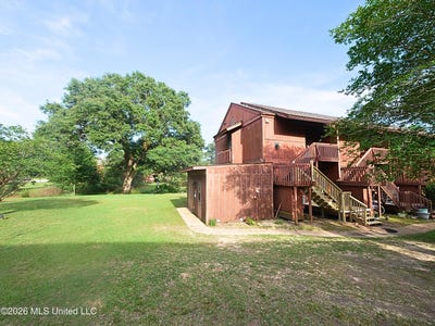 /international/us/208-lakeside-villa-lot-a-diamondhead-ms-110104869034/
