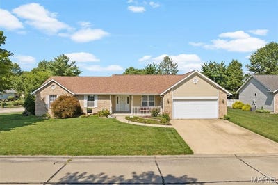 /international/us/300-kingsbury-court-highland-il-110100924785/