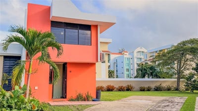 /international/us/152-plaza-virgen-gorda-luquillo-pr-110104482832/