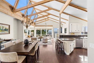 /international/us/28752-top-of-the-world-drive-laguna-beach-ca-110120888679/