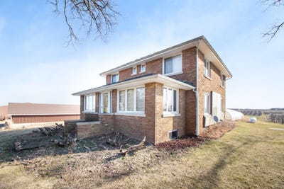 /international/us/7937-hochberger-road-eau-claire-mi-110103478837/