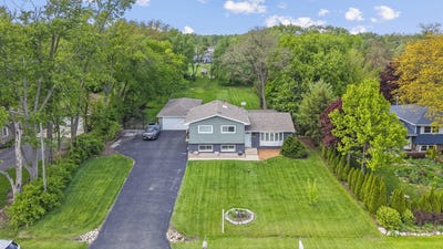 /international/us/11300-194th-street-mokena-il-110107760849/