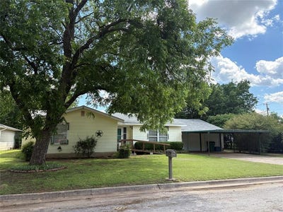 /international/us/919-w-college-highway-jacksboro-tx-110107761895/