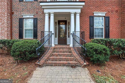 /international/us/4850-ivy-ridge-drive-se-atlanta-ga-110120759818/