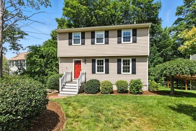 /international/us/1119-boston-rd-haverhill-ma-110100750917/