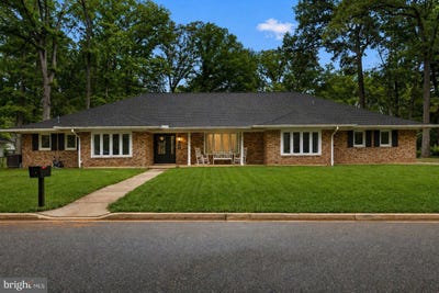 /international/us/221-emerald-hill-drive-fort-washington-md-110107657234/