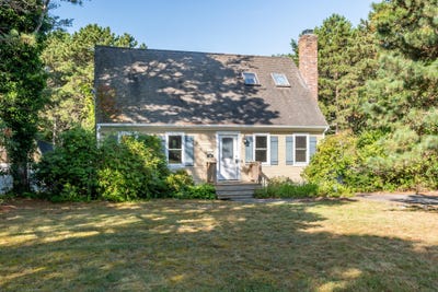 /international/us/35-claulise-lane-mashpee-ma-110101331707/?lang=en