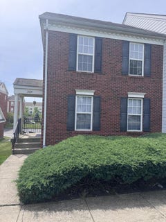 /international/us/2636-old-rosebud-road-lexington-ky-110107653038/