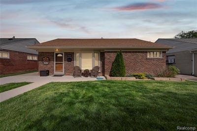 /international/us/15123-mccann-street-southgate-mi-110108300585/