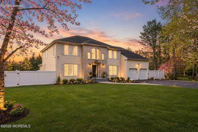/international/us/24-valley-forge-road-eatontown-nj-110107614932/