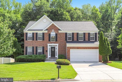 /international/us/7613-starshine-drive-district-heights-md-110108232768/