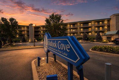 /international/us/312-outlook-cove-la-porte-in-110109156331/