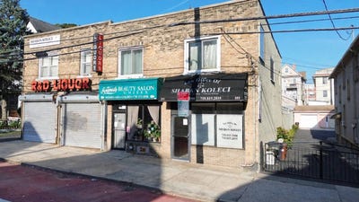 /international/us/355-361-victory-blvd-staten-island-ny-110120420585/