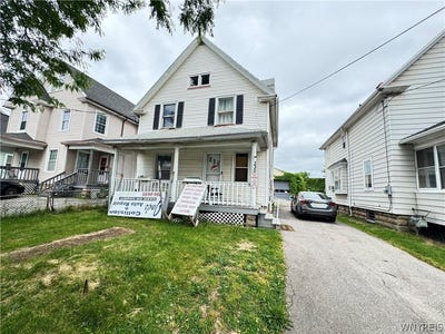 /international/us/330-norton-street-rochester-ny-110108659026/
