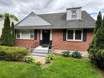 /international/us/15-orchard-parkway-white-plains-ny-110108352273/