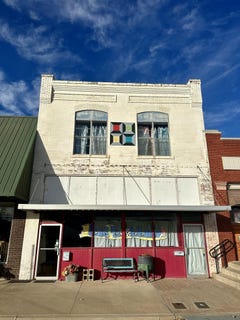 /international/us/121-e-main-st-watonga-ok-110081754269/
