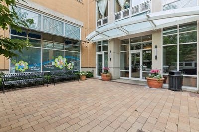 /international/us/1640-maple-avenue-evanston-il-110105199571/