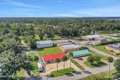 /international/us/413-elm-street-welaka-fl-110102798565/