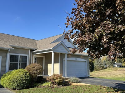 /international/us/2542-medinah-lane-benton-harbor-mi-110103278636/