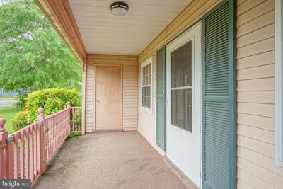 /international/us/113-huntington-drive-southampton-nj-110100130398/