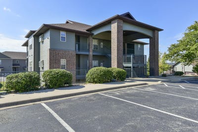 /international/us/5-bermuda-branson-west-mo-110110375965/