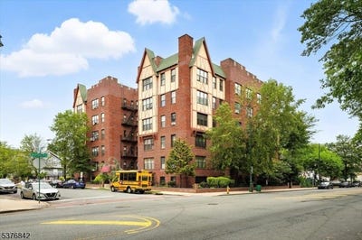 /international/us/5-pomona-avenue-newark-city-nj-110101405414/