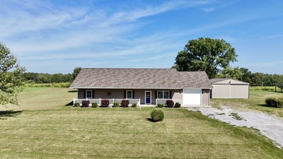 /international/us/1050-campground-road-ava-il-110120515671/