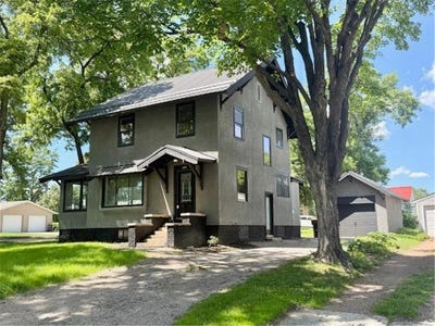 /international/us/503-e-3rd-street-redwood-falls-mn-110099556437/