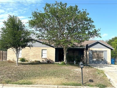 /international/us/307-bullard-odem-tx-110107002569/