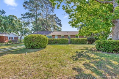 /international/us/126-old-gate-road-fayetteville-nc-110107804910/