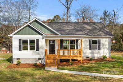 /international/us/135-orchard-street-forest-city-nc-110095797310/?lang=en