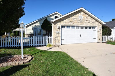 /international/us/350-brown-court-chesterton-in-110120534930/