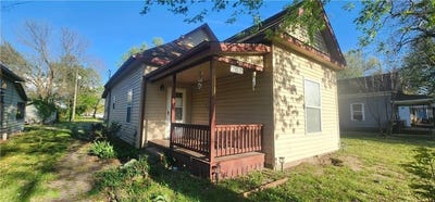 /international/us/1410-n-smelter-street-pittsburg-ks-110107926699/