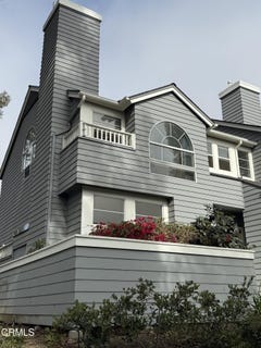 /international/us/1011-thomas-lane-ventura-ca-110108844591/