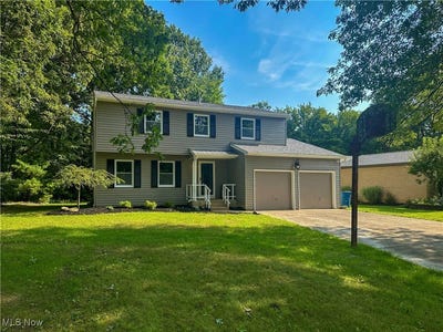 /international/us/1769-oak-street-girard-oh-110101318876/