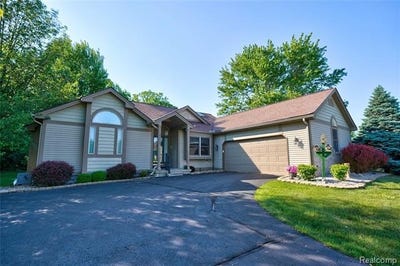 /international/us/3433-pinemeadow-court-richfield-twp-mi-110108610934/