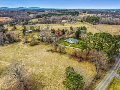 /international/us/2335-dobbins-road-boonville-nc-110098194157/