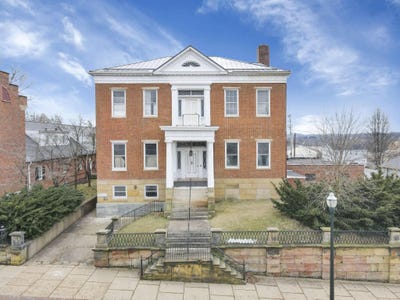 /international/us/154-e-main-street-lancaster-oh-110097225867/
