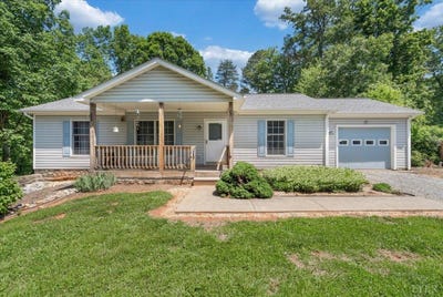 /international/us/1124-homeplace-road-bedford-va-110108252042/