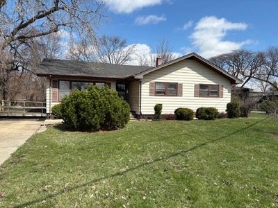 /international/us/1244-center-avenue-chicago-heights-il-110107873578/