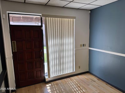 /international/us/4645-s-lakeshore-drive-tempe-az-110107987187/