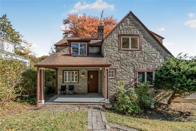 /international/us/39-hillcrest-hartsdale-ny-110108297828/