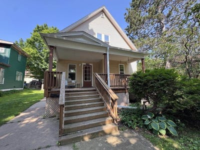 /international/us/212-s-5th-avenue-wausau-wi-110100915964/?lang=en