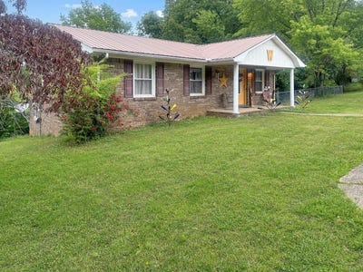 /international/us/785-old-highway-79-dover-tn-110108359514/