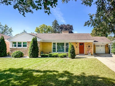 /international/us/814-s-evergreen-avenue-arlington-heights-il-110108412605/