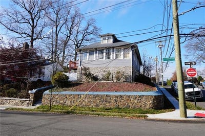 /international/us/230-lindenwood-road-staten-island-ny-110108692175/