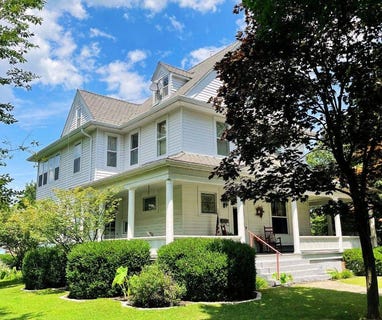 /international/us/301-w-center-st-fairfield-il-110100867102/