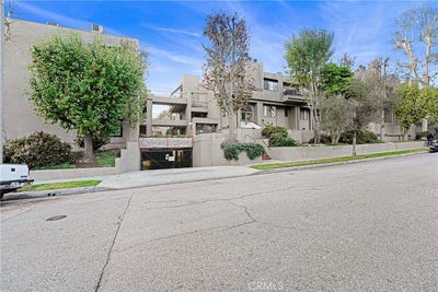 /international/us/1310-e-orange-grove-pasadena-ca-110107048146/